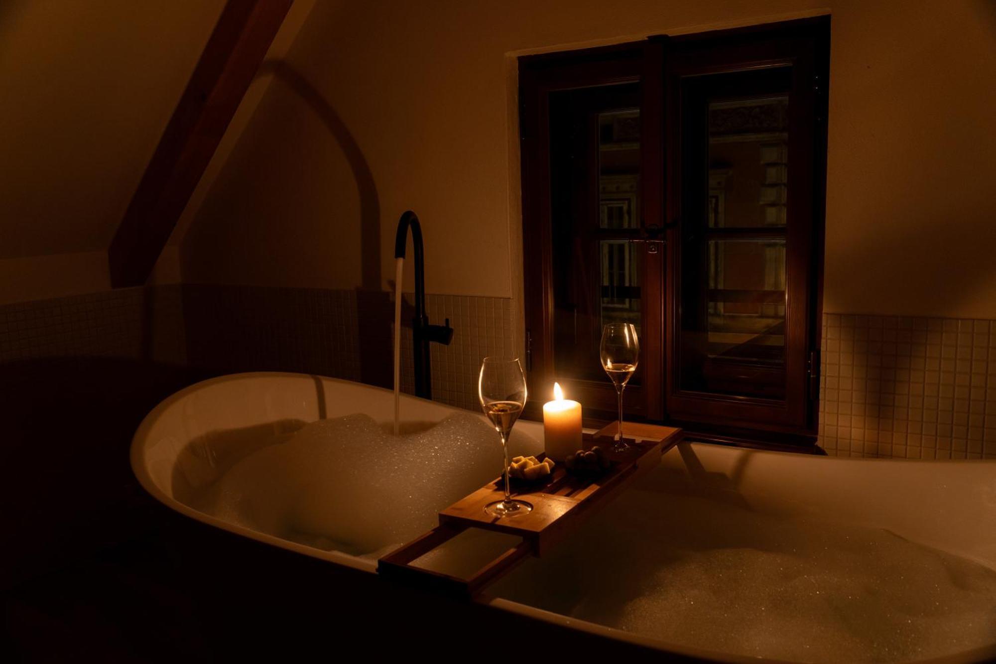 White Wolf Boutique Apartments Olomouc Esterno foto