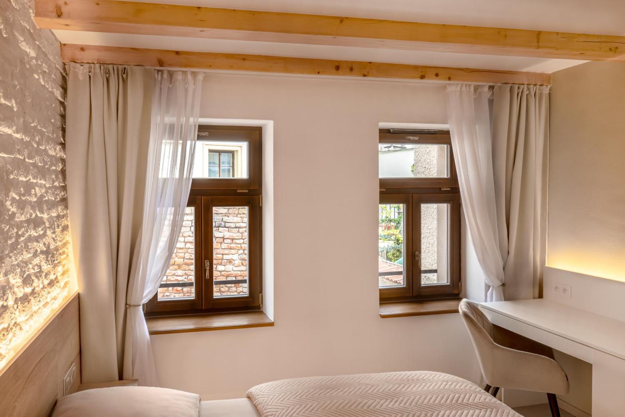 White Wolf Boutique Apartments Olomouc Esterno foto